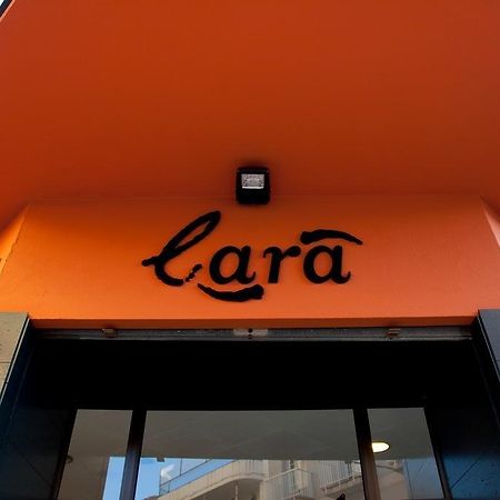 Hostal Lara Llança Zewnętrze zdjęcie