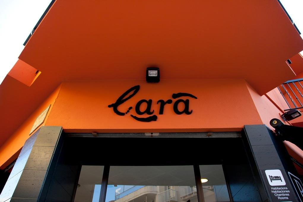 Hostal Lara Llança Zewnętrze zdjęcie